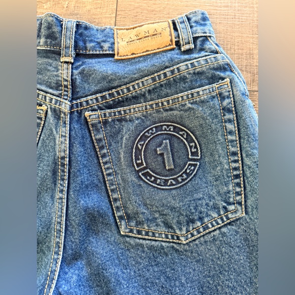 Vintage 80s Lawman High Waisted 100% Cotton Denim Jean Shorts Size 5 - Picture 3 of 8